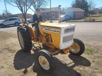 Main image Minneapolis-Moline G350